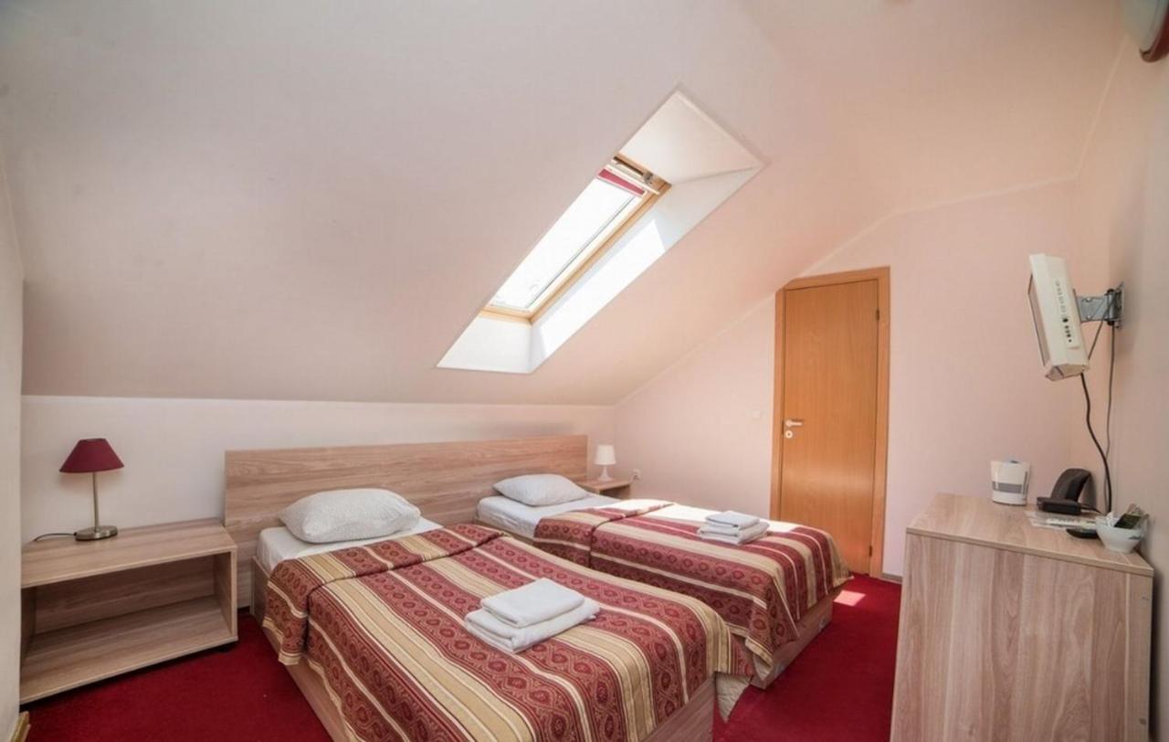Idile Bed & Breakfast - Visaginas Extérieur photo